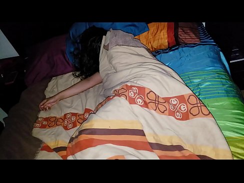 ❤️ Stepson dema ku di xew de ye, xatirê dayika xwe ya ciwan dike. ❌ Pornoya malê li ku.playcrot69.top ❌️