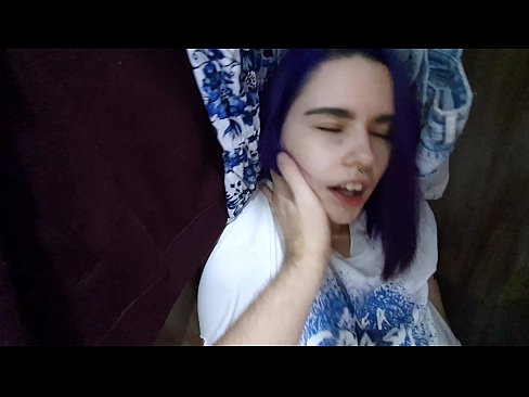 ❤️ Xwişka min di dolabê de dît û alîkariya wê kir ❌ Pornoya malê li ku.playcrot69.top ❌️